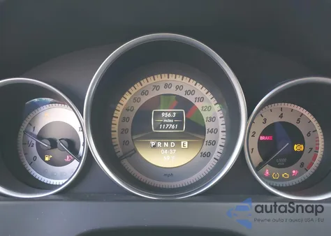 2012 Mercedes-Benz C 250 Luxury/Sport из США, поврежденный, VIN WDDGF4HB1CR215032